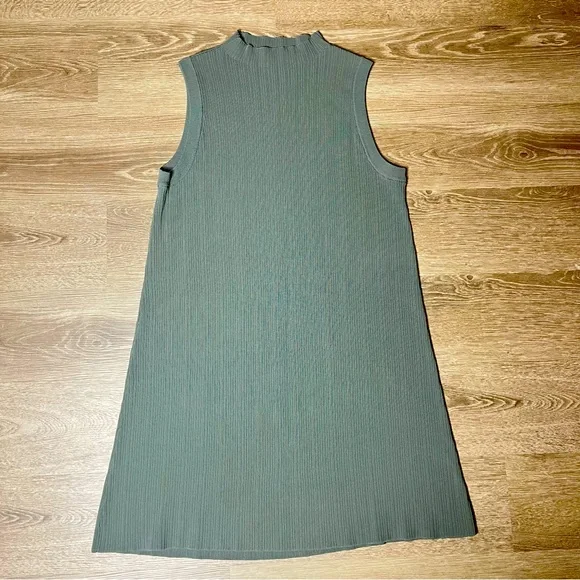 Zara Sleeveless Ribbed Midi Dress - Size M - Picture 1 of 3